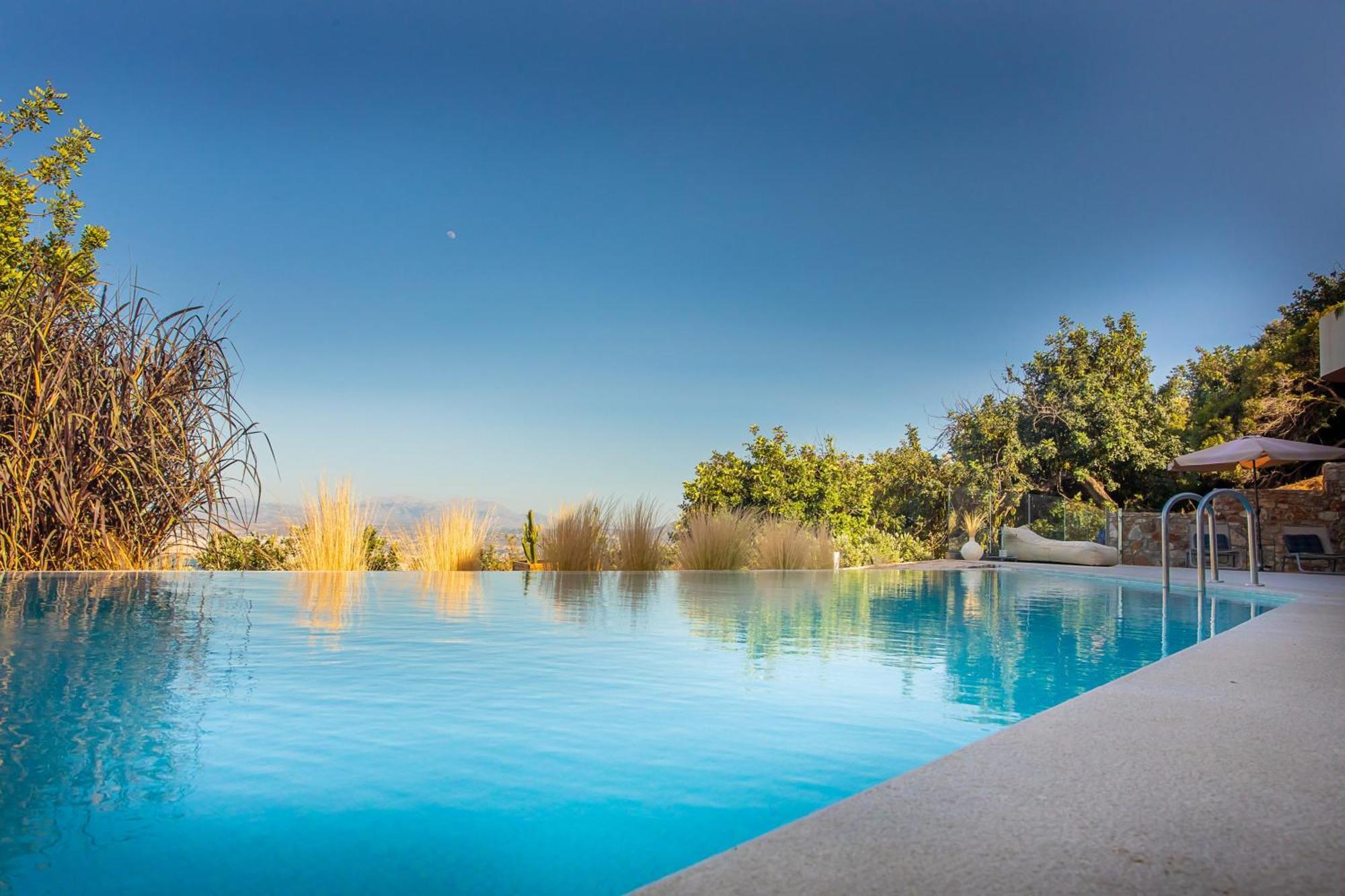 Plethora Luxury Suites Rodhiá المظهر الخارجي الصورة